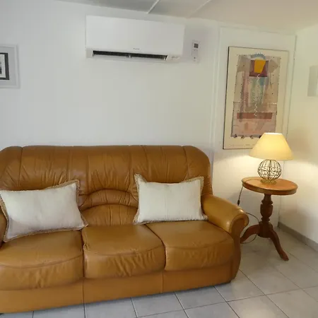 Les Platanes * Latresne